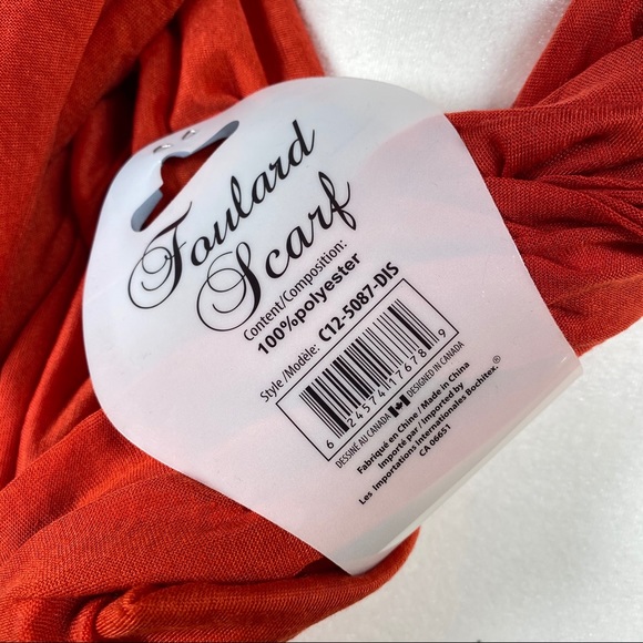 ⭐️SALE⭐️Hot Steps Red Foulard Scarf - Picture 3 of 6